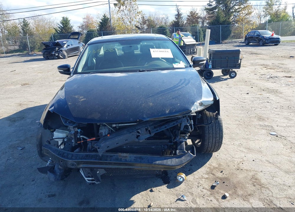 2011 VOLKSWAGEN JETTA VIN: 3VWLX7AJ9BM352676
