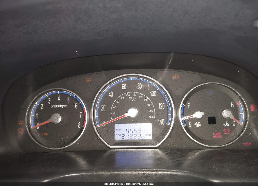2009 HYUNDAI SANTA FE GLS VIN: 5NMSG13D09H254779