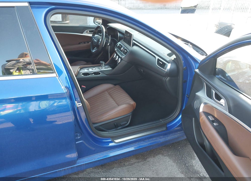 2021 GENESIS G70 2.0T RWD VIN: KMTG34LA4MU079688