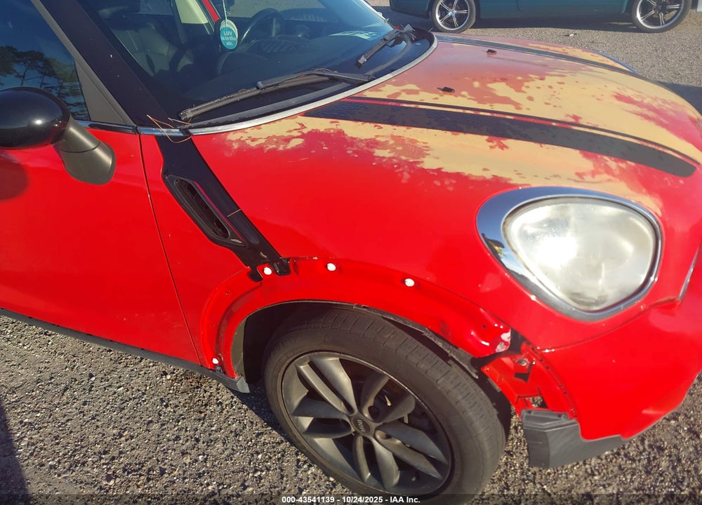 2011 MINI COOPER VIN: WMWZC3C5XBWH98126