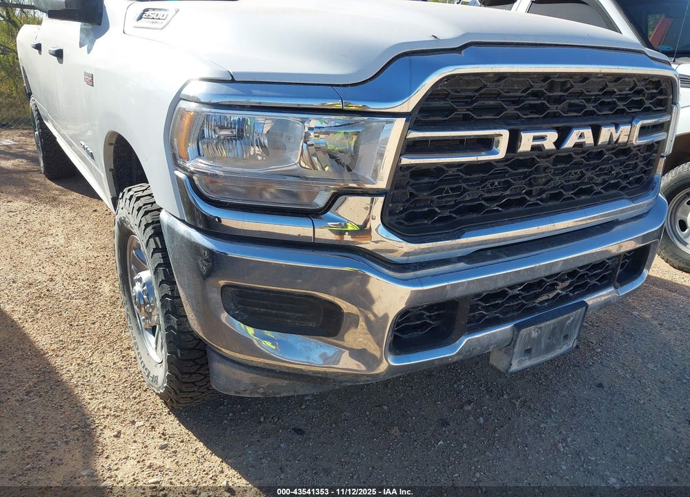 2022 RAM 2500 TRADESMAN 4X4 8' BOX VIN: 3C6UR5HJ2NG319475