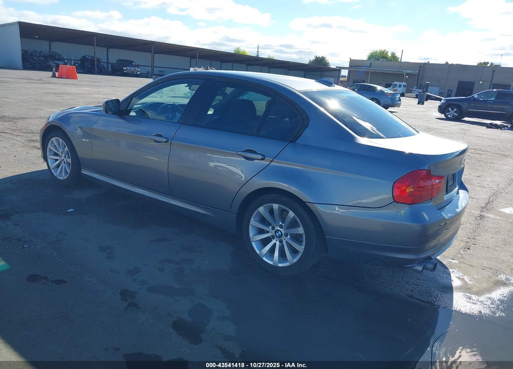 2011 BMW 328I VIN: WBAPH5C54BA447758