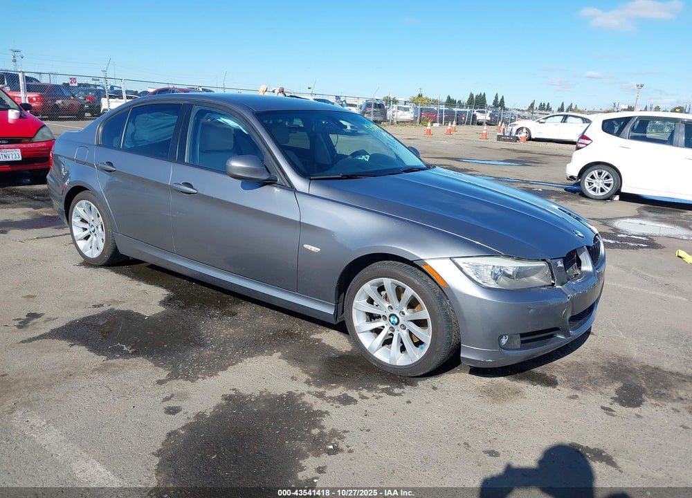 2011 BMW 328I VIN: WBAPH5C54BA447758