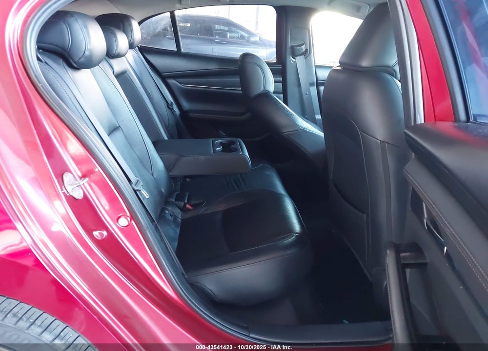 2019 MAZDA 3 PREMIUM PACKAGE VIN: 3MZBPAEM4KM103215