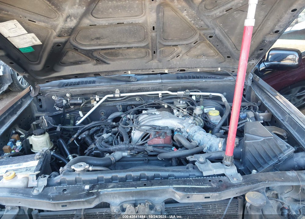 2004 NISSAN FRONTIER XE-V6 VIN: 1N6ED27T04C420641