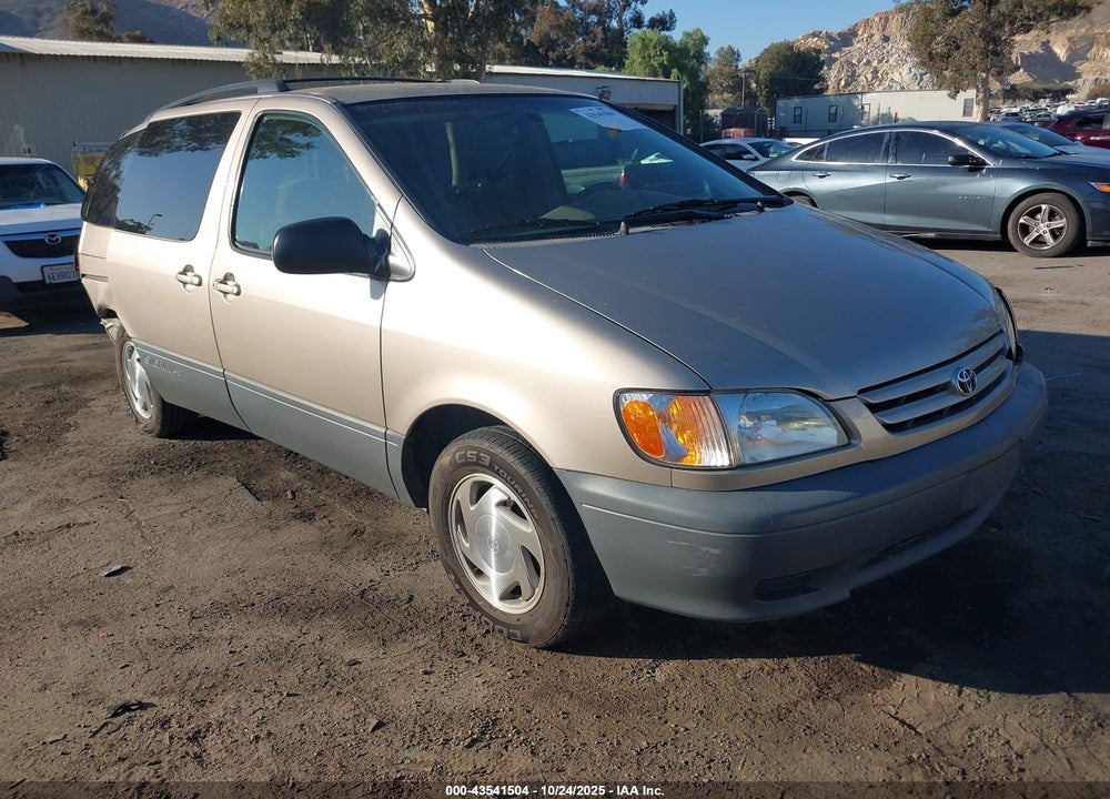 2002 TOYOTA SIENNA LE VIN: 4T3ZF13C52U413547