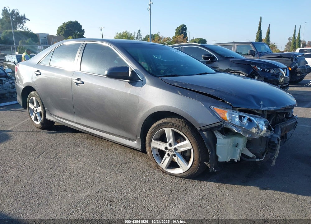 2012 TOYOTA CAMRY SE VIN: 4T1BF1FK0CU048208