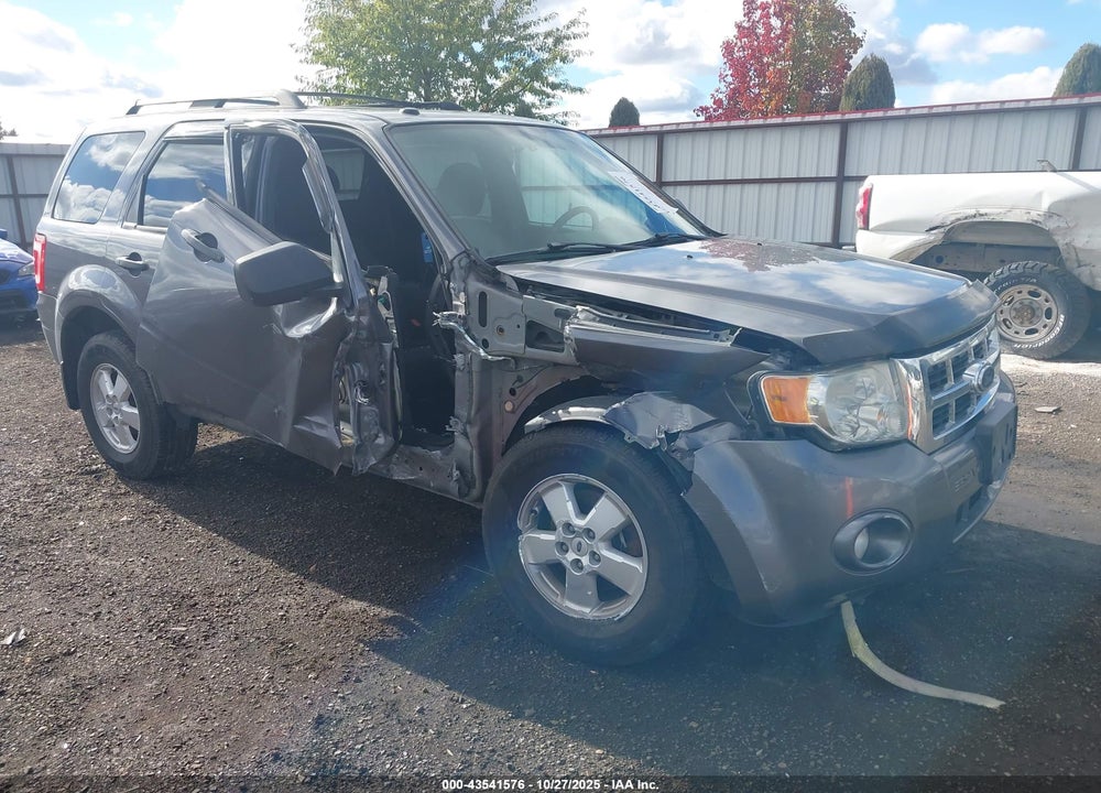 2009 FORD ESCAPE XLT VIN: 1FMCU93709KB26676