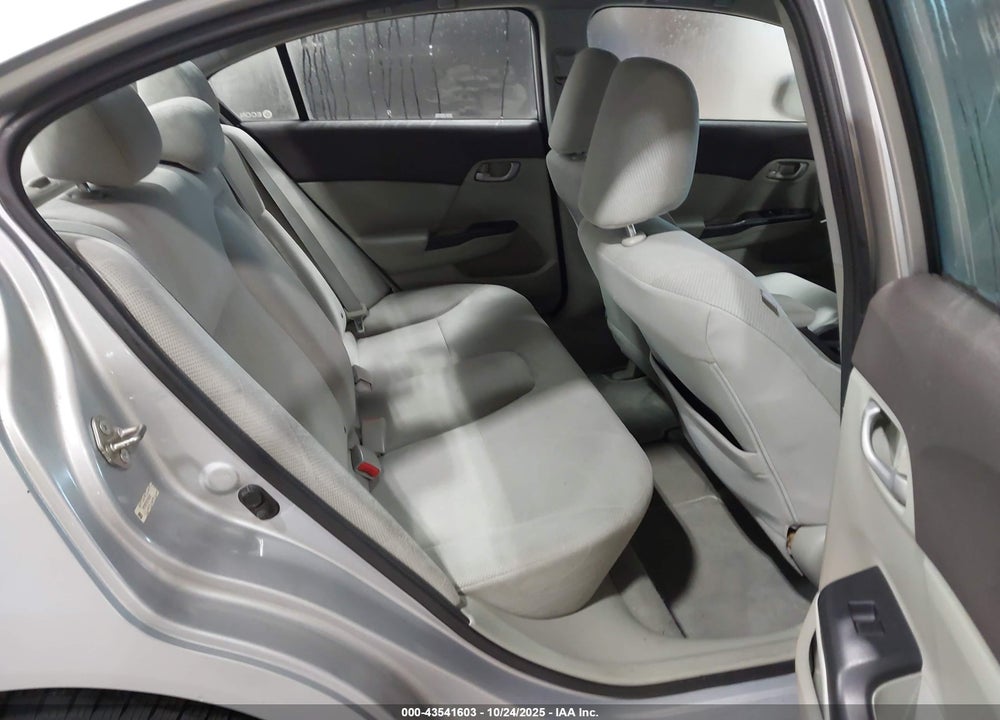 2012 HONDA CIVIC VIN: 2HGFB2F58CH568033