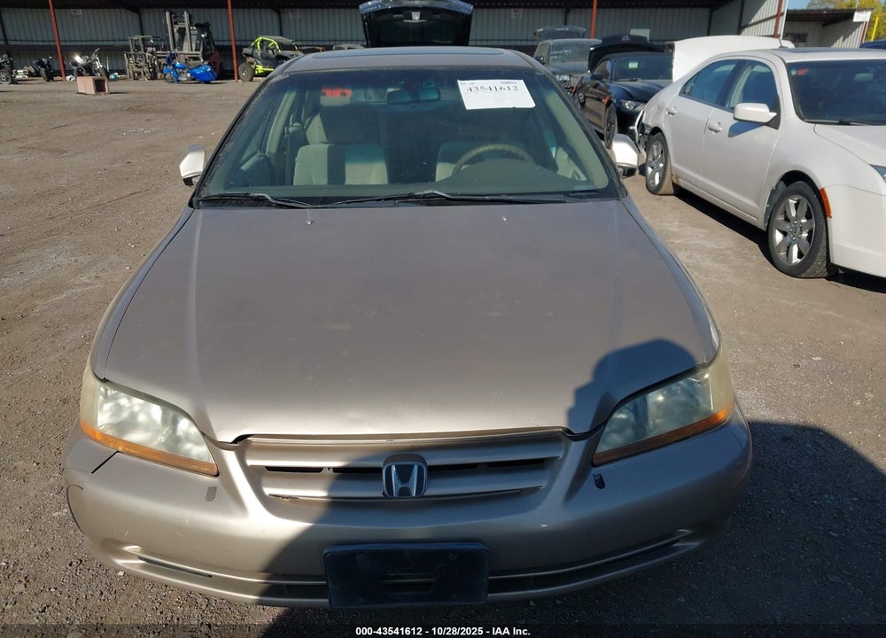 2002 HONDA ACCORD 2.3 EX VIN: 1HGCG56602A135690