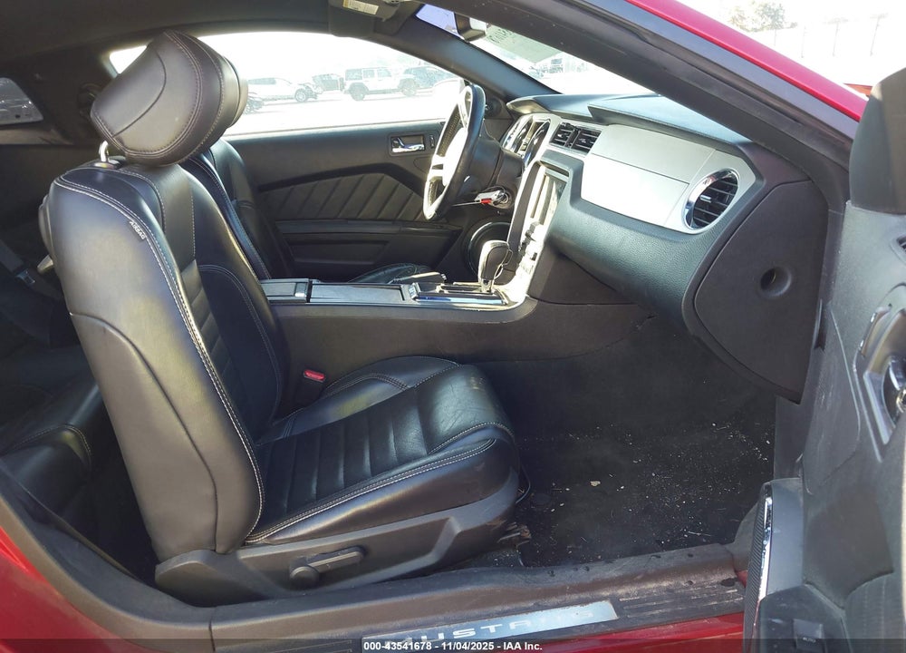 2013 FORD MUSTANG V6 PREMIUM VIN: 1ZVBP8AM3D5210988