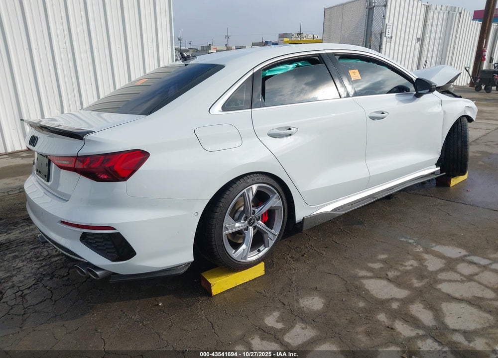 2024 AUDI S3 PRESTIGE TFSI QUATTRO S TRONIC VIN: WAUJ3DGY6RA010003