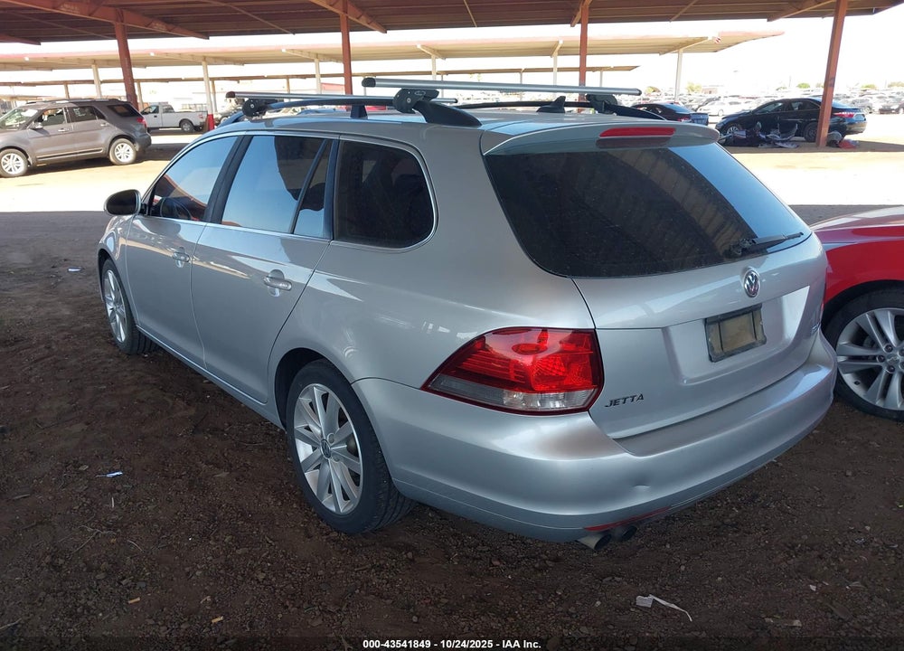 2013 VOLKSWAGEN JETTA SPORTWAGEN 2.0L TDI VIN: 3VWPL7AJXDM635653