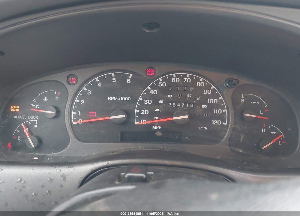 2001 MAZDA B3000 DS/SE VIN: 4F4YR16U91TM07993