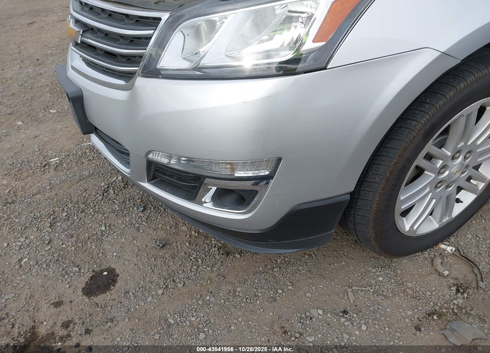 2015 CHEVROLET TRAVERSE VIN: 1GNKRGKD2FJ373770