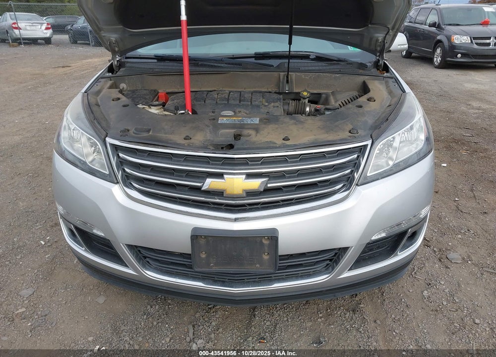 2015 CHEVROLET TRAVERSE VIN: 1GNKRGKD2FJ373770