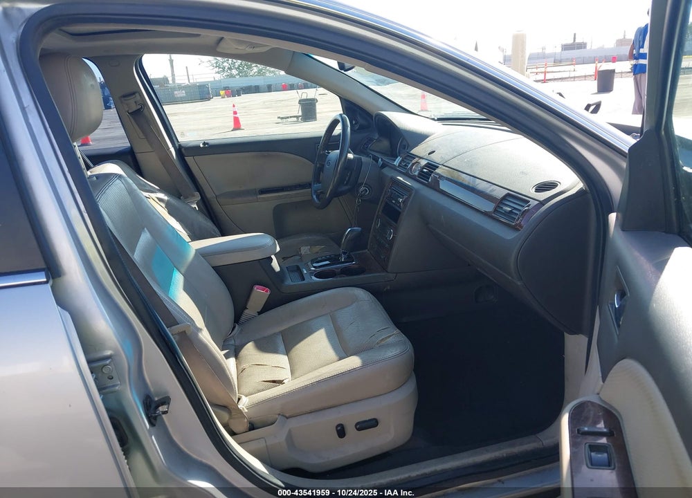 2009 FORD TAURUS VIN: 1FAHP25W29G112252