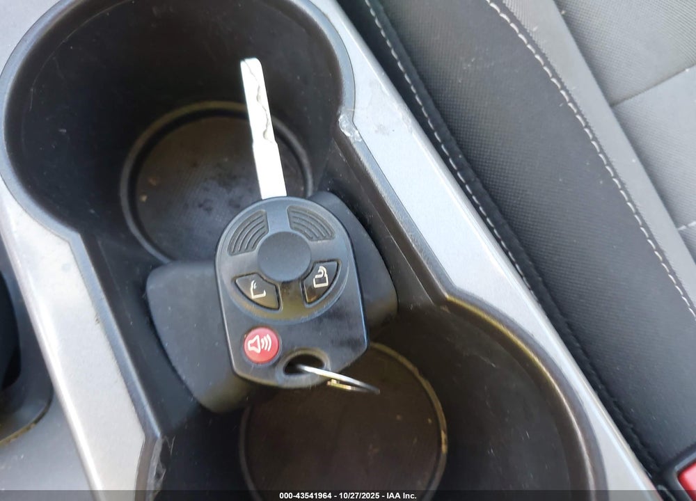 2016 FORD ESCAPE SE VIN: 1FMCU9GX3GUC85624