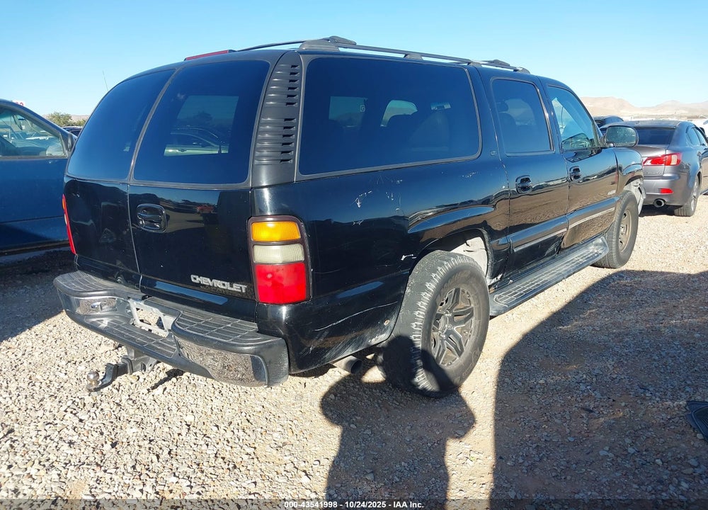 2000 CHEVROLET SUBURBAN 1500 LT VIN: 3GNFK16T5YG199458