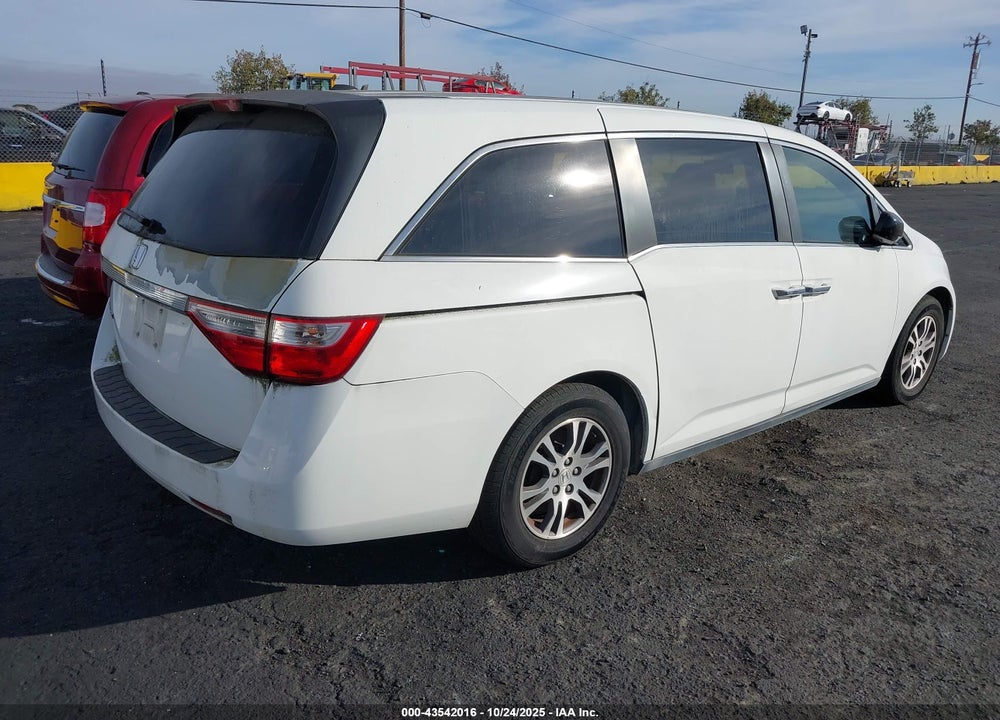 2011 HONDA ODYSSEY EX-L VIN: 5FNRL5H62BB026544