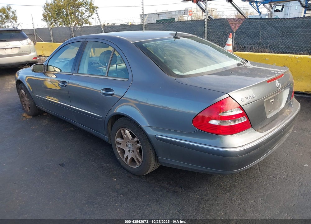 2005 MERCEDES-BENZ E 320 VIN: WDBUF65J95A680937