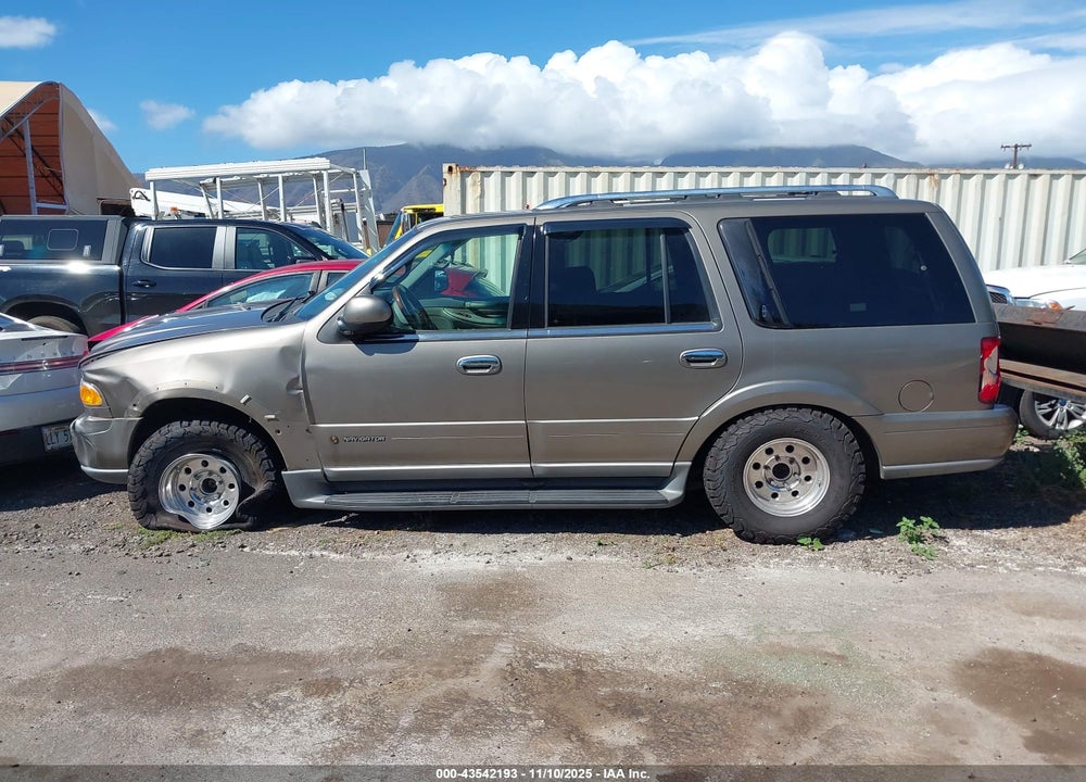 2001 LINCOLN NAVIGATOR VIN: 5LMFU28A41LJ06337
