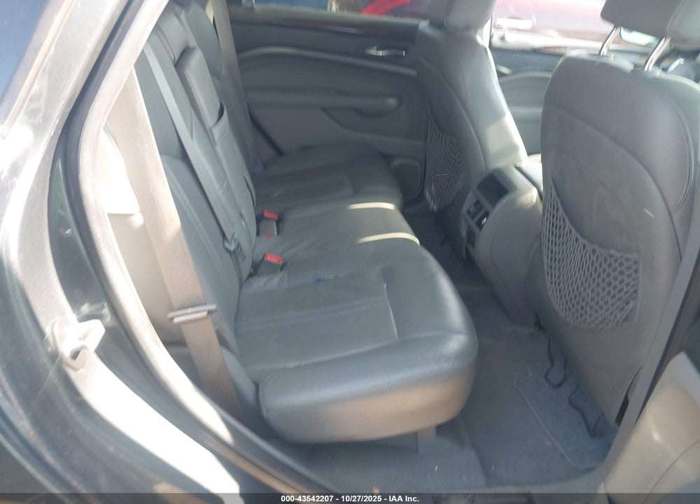 2010 CADILLAC SRX VIN: 3GYFNAEY6AS654425