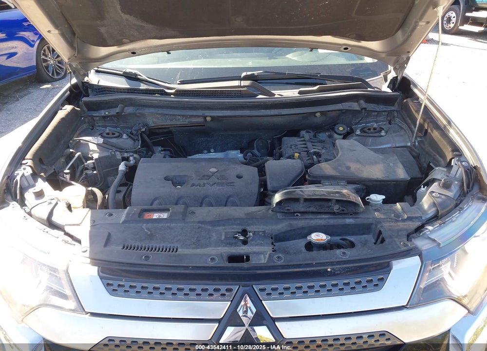 2019 MITSUBISHI OUTLANDER SE VIN: JA4AD3A37KZ006566