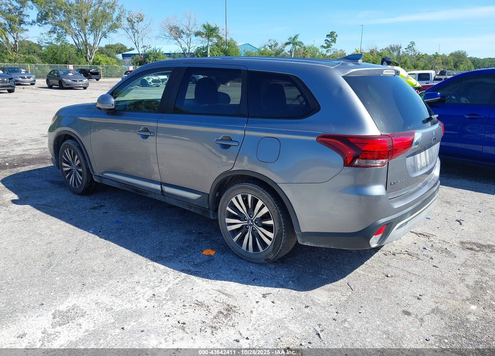 2019 MITSUBISHI OUTLANDER SE VIN: JA4AD3A37KZ006566