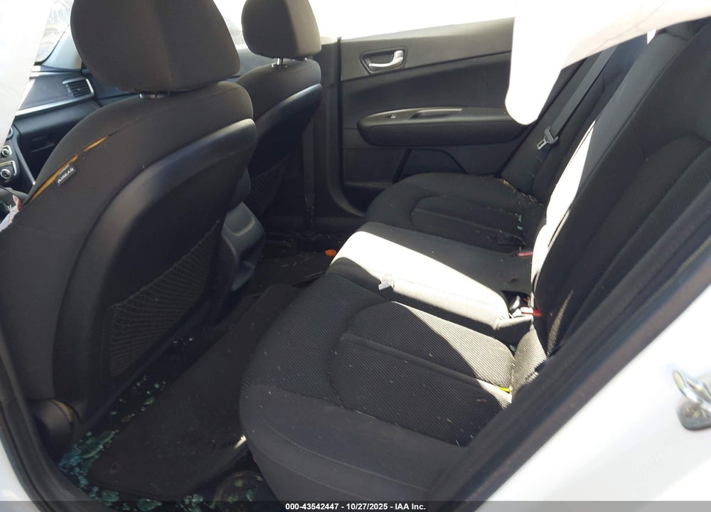2019 KIA OPTIMA LX VIN: 5XXGT4L39KG344902