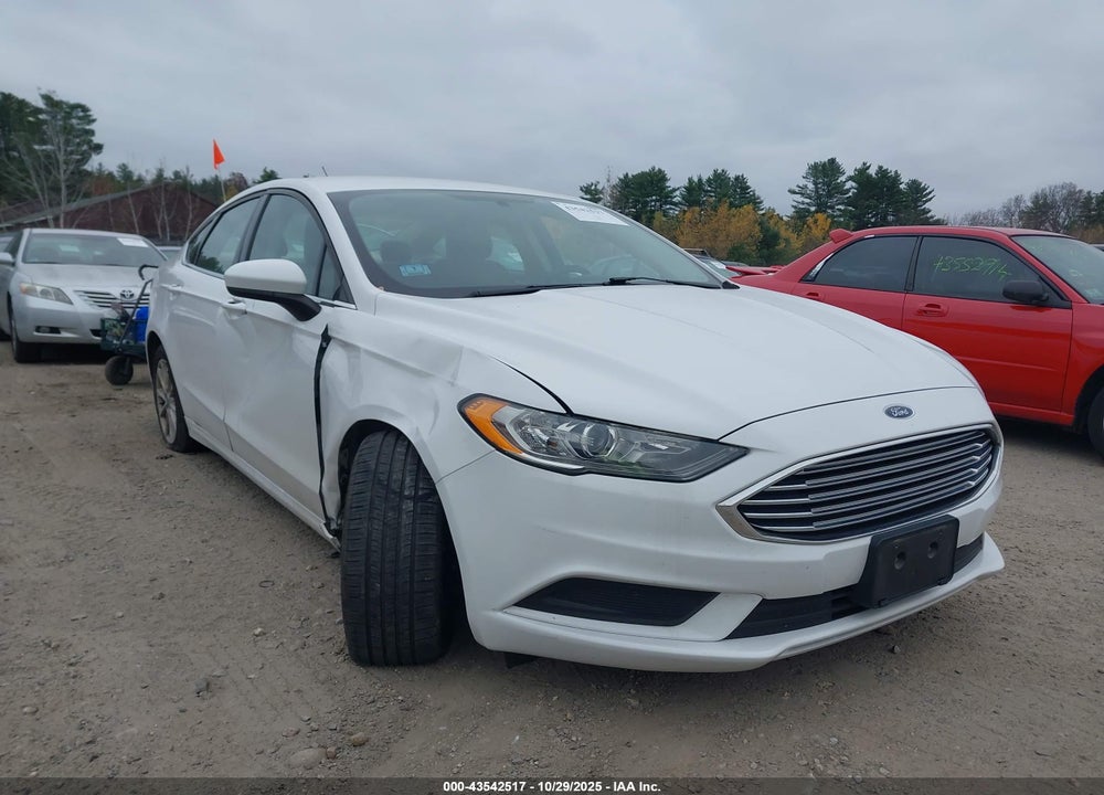 2017 FORD FUSION SE VIN: 3FA6P0H72HR230714