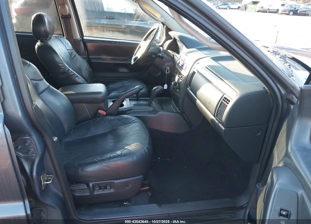 2002 JEEP GRAND CHEROKEE LAREDO VIN: 1J4GW48S62C104272