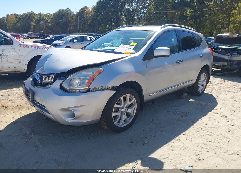 2013 NISSAN ROGUE SV W/SL PKG VIN: JN8AS5MV7DW134318