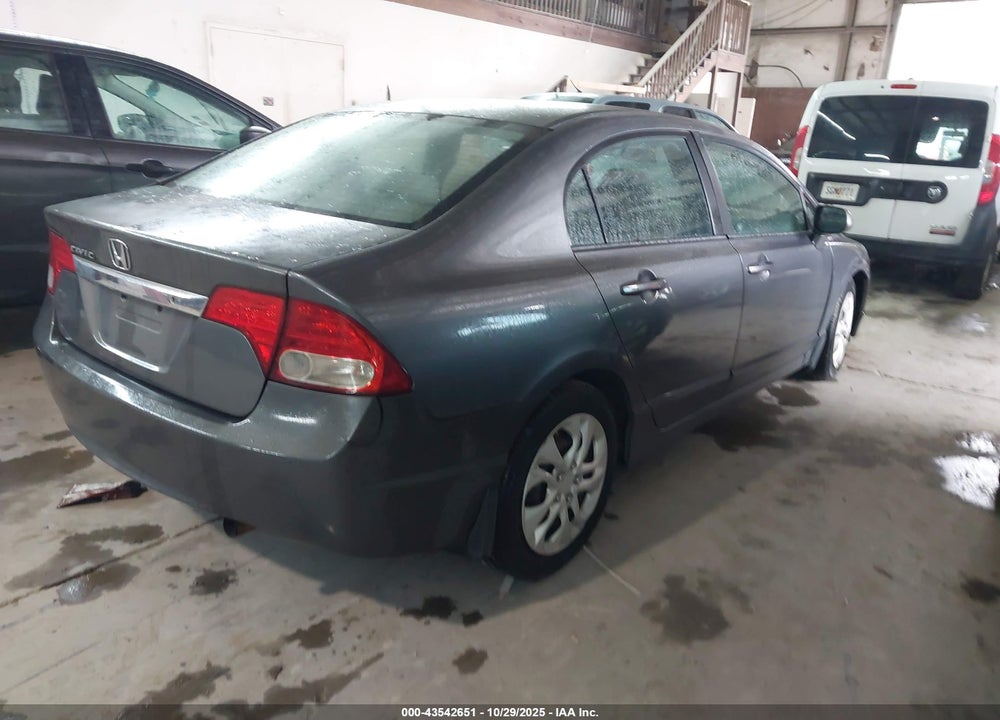 2011 HONDA CIVIC LX VIN: 19XFA1F51BE018887