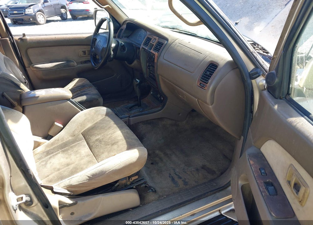 2002 TOYOTA 4RUNNER SR5 V6 VIN: JT3GN86R720220859