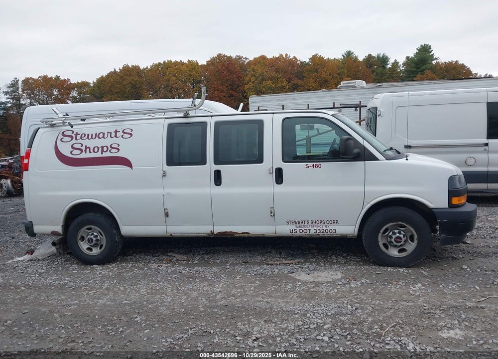 2018 GMC SAVANA 3500 WORK VAN VIN: 1GTZ7HFG1J1331557