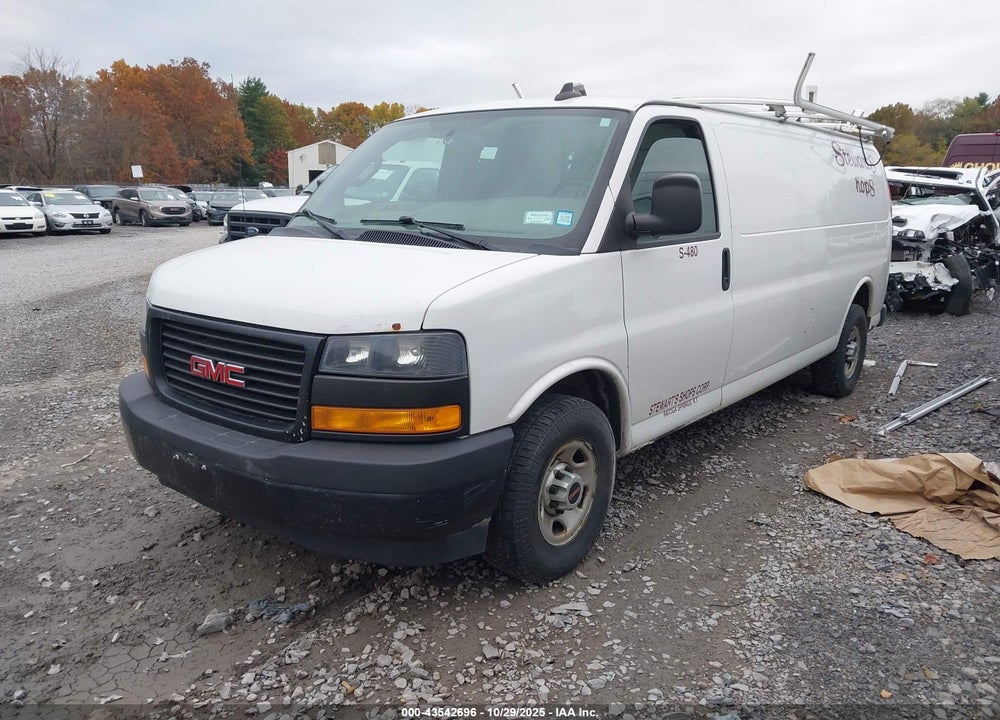 2018 GMC SAVANA 3500 WORK VAN VIN: 1GTZ7HFG1J1331557
