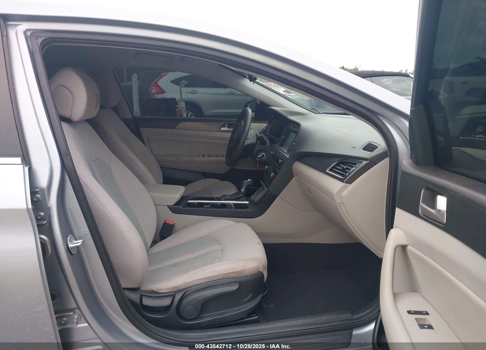 2016 HYUNDAI SONATA SPORT VIN: 5NPE34AFXGH313156