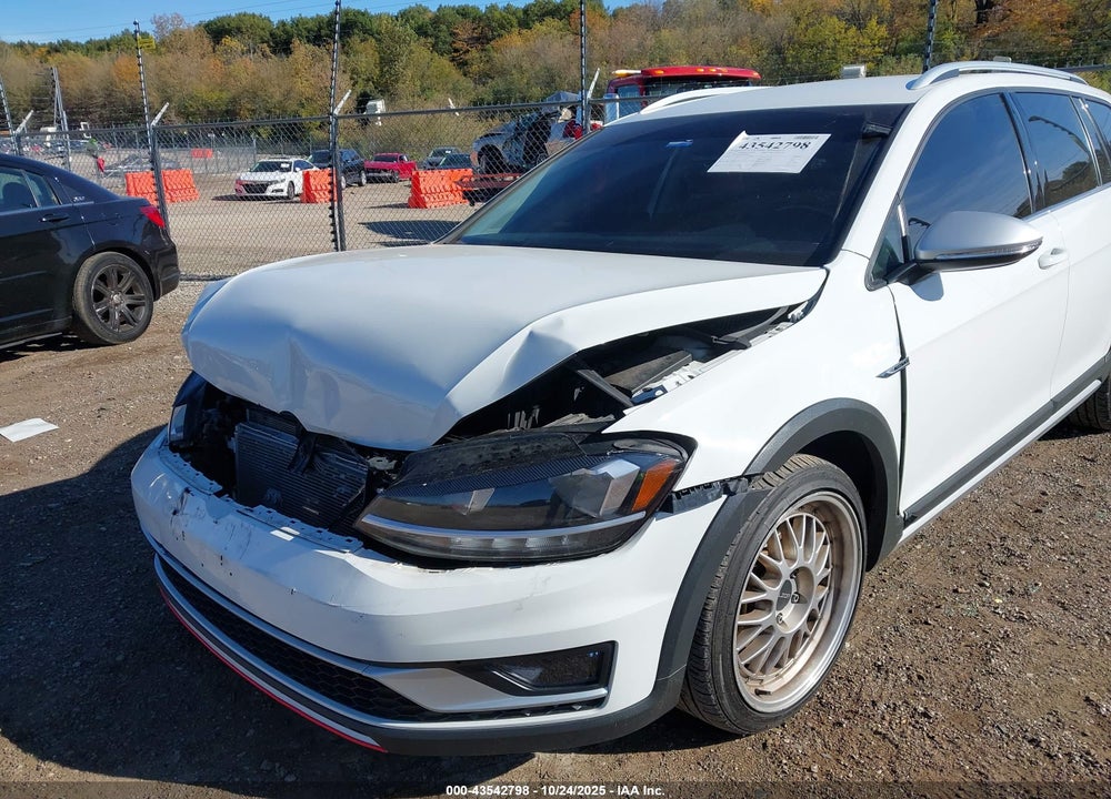 2018 VOLKSWAGEN GOLF ALLTRACK TSI S/TSI SE/TSI SEL VIN: 3VWH17AU9JM756870