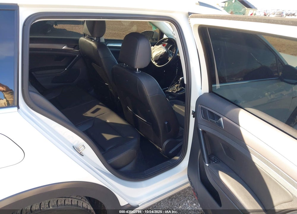 2018 VOLKSWAGEN GOLF ALLTRACK TSI S/TSI SE/TSI SEL VIN: 3VWH17AU9JM756870