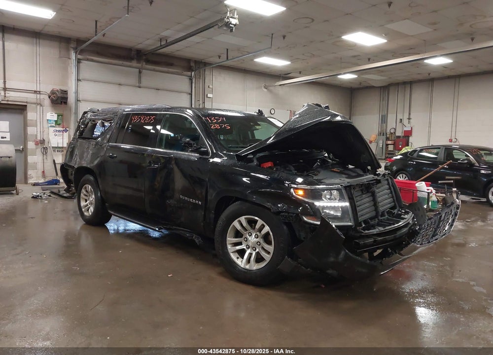 2017 CHEVROLET SUBURBAN LT VIN: 1GNSKHKC4HR260845