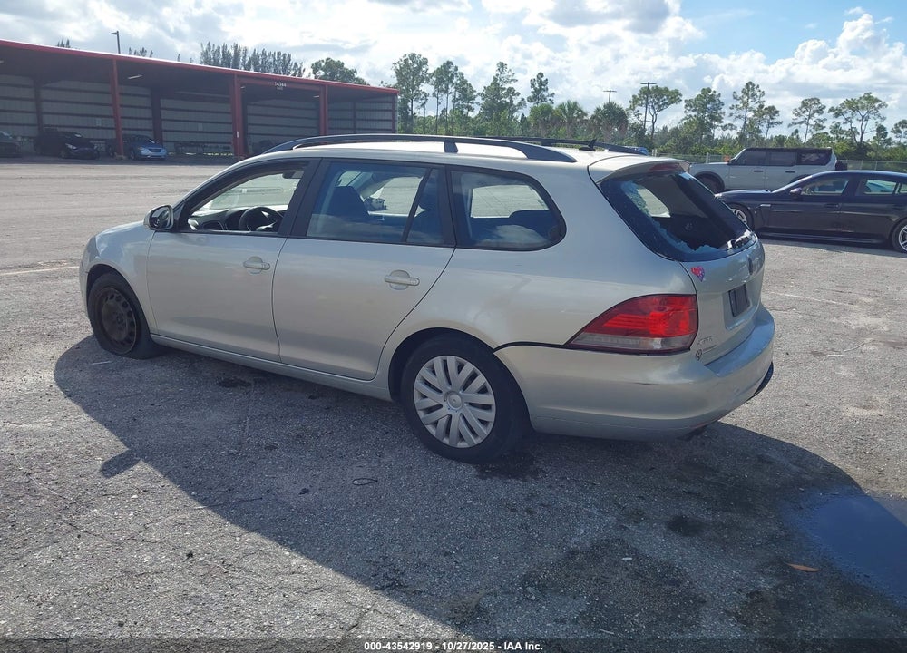 2010 VOLKSWAGEN JETTA S VIN: 3VWKX7AJ6AM668675