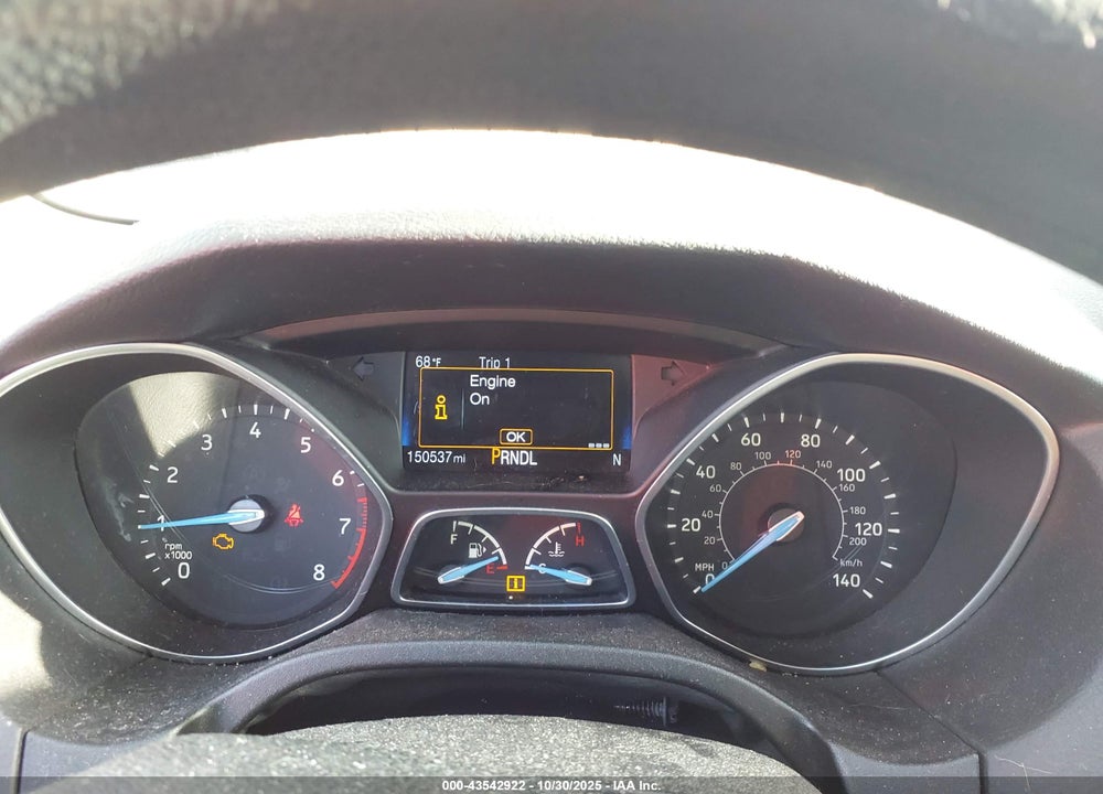 2016 FORD FOCUS VIN: 1FADP3K23GL377515