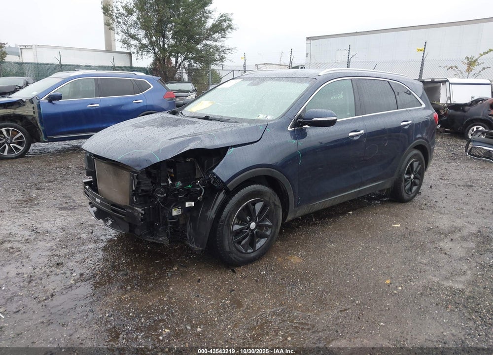 2018 KIA SORENTO 3.3L LX VIN: 5XYPG4A58JG352105