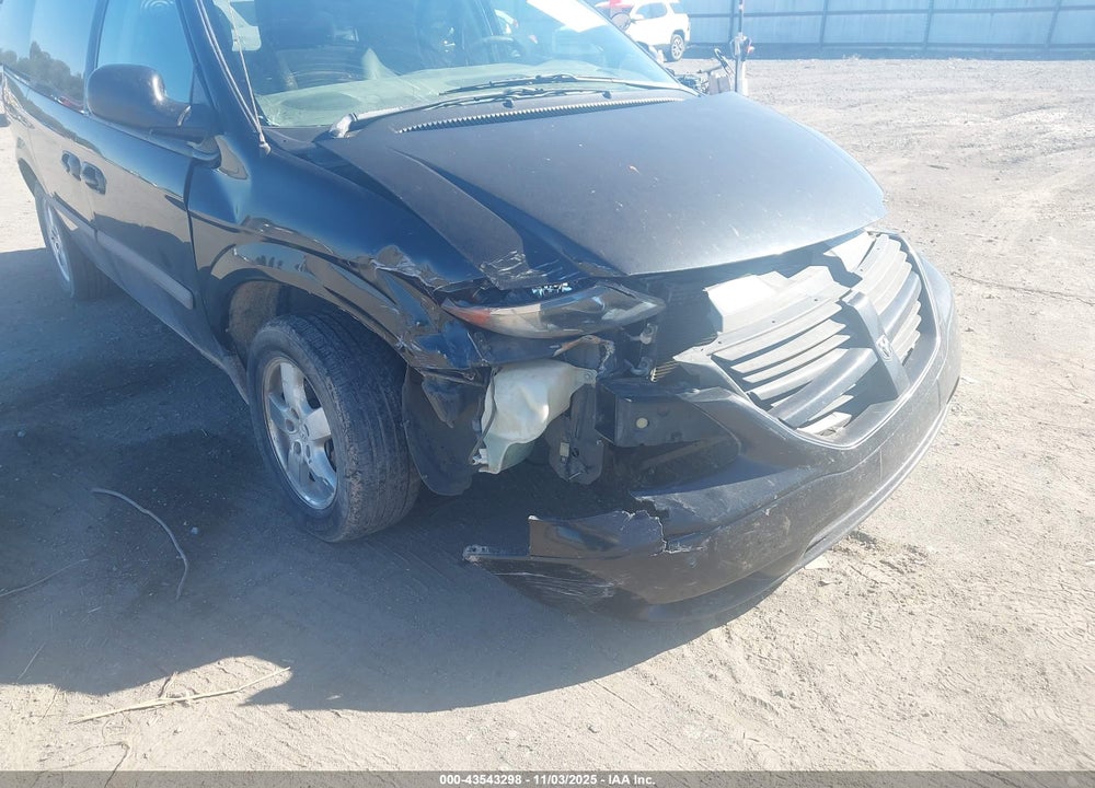 2005 DODGE CARAVAN SXT VIN: 1D4GP45R95B401909