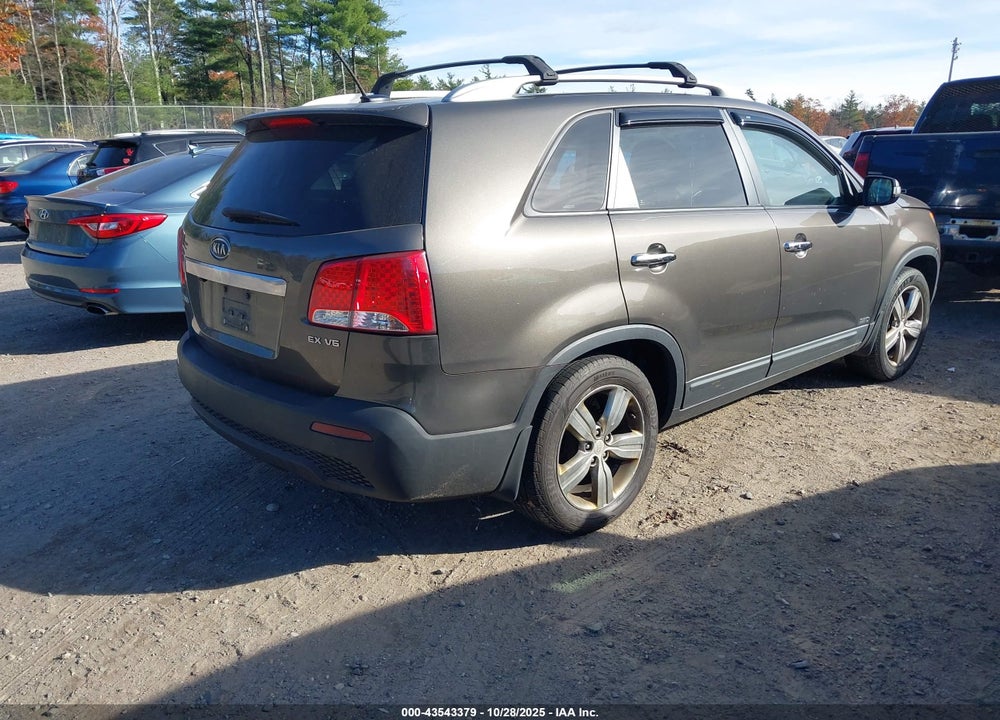 2013 KIA SORENTO VIN: 5XYKUDA20DG380591