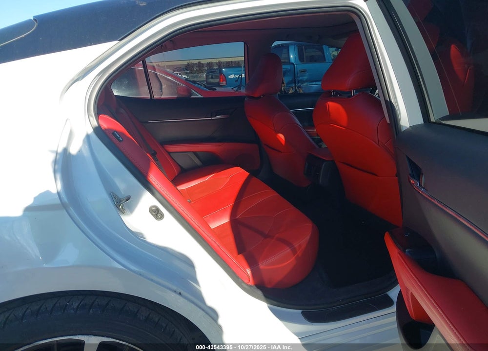 2020 TOYOTA CAMRY VIN: 4T1K61AK7LU320213