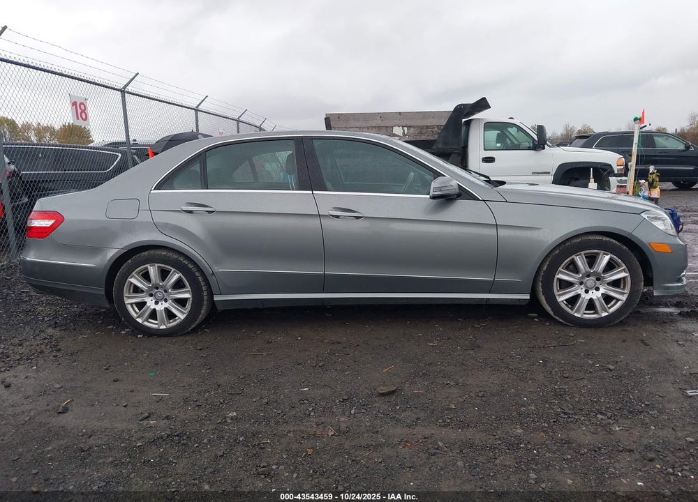 2013 MERCEDES-BENZ E-CLASS VIN: WDDHF8JB2DA732085