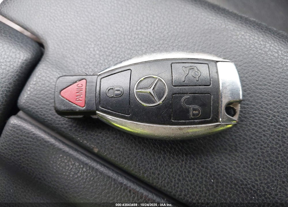 2013 MERCEDES-BENZ E-CLASS VIN: WDDHF8JB2DA732085