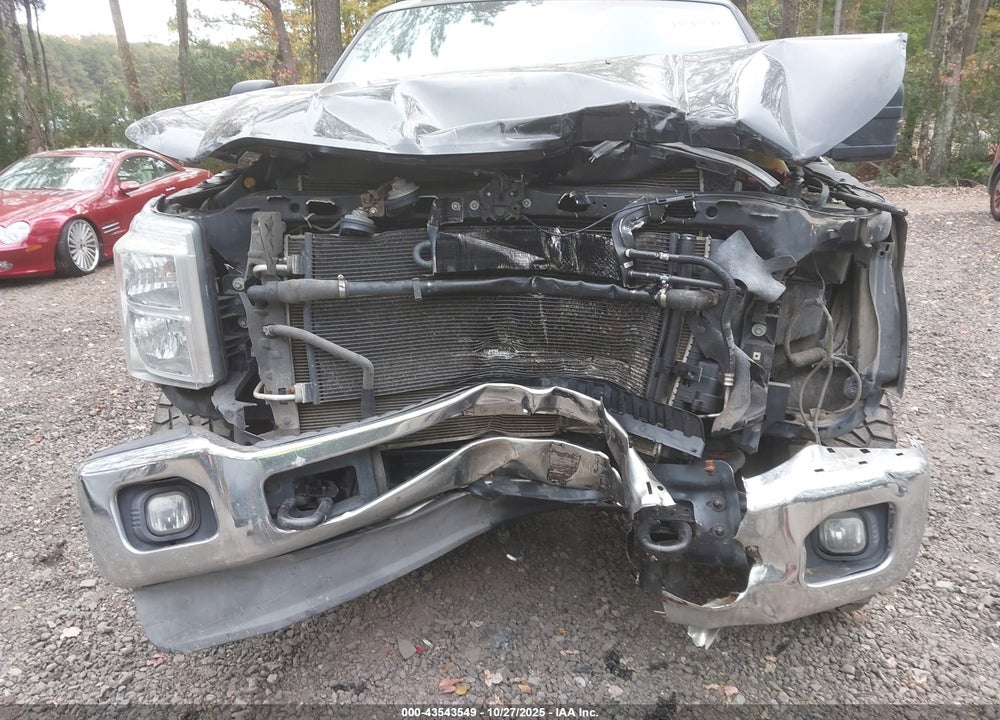 2013 FORD F-250 LARIAT VIN: 1FT7W2BT6DEA02733
